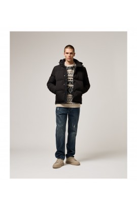 Puffer jacket with hood