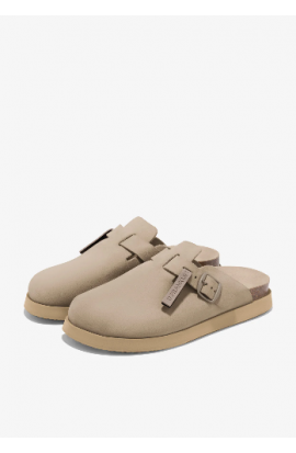 Vibe Clog Buckle Taupe