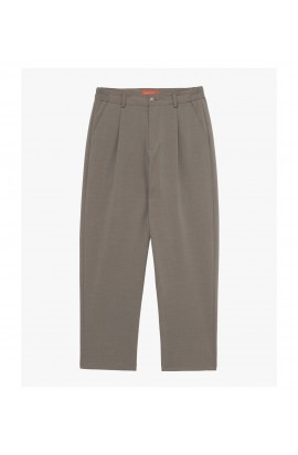 Relaxed-fit chino